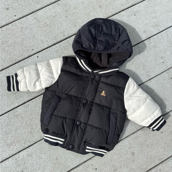 Baby Gap Varsity black and white puffer jacket size 0-6 months - Picture 1 of 1